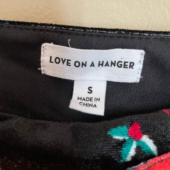 Love On A Hanger Christmas Overalls Jumpsuit Cats Velour Polka Dots Size Small - Picture 7 of 13